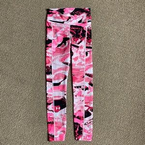 Under Armour heatgear capri leggings. Great condition! Size XS